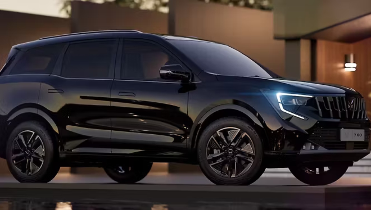 Mahindra XUV 7XO