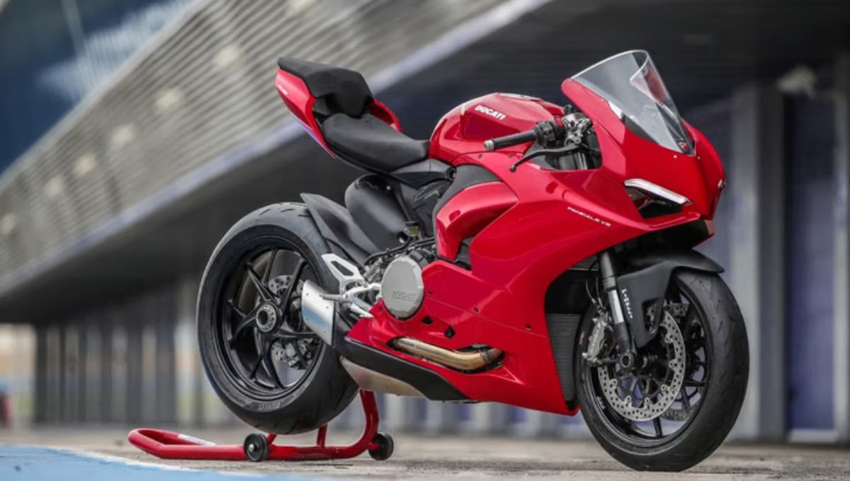 Ducati Panigale V2