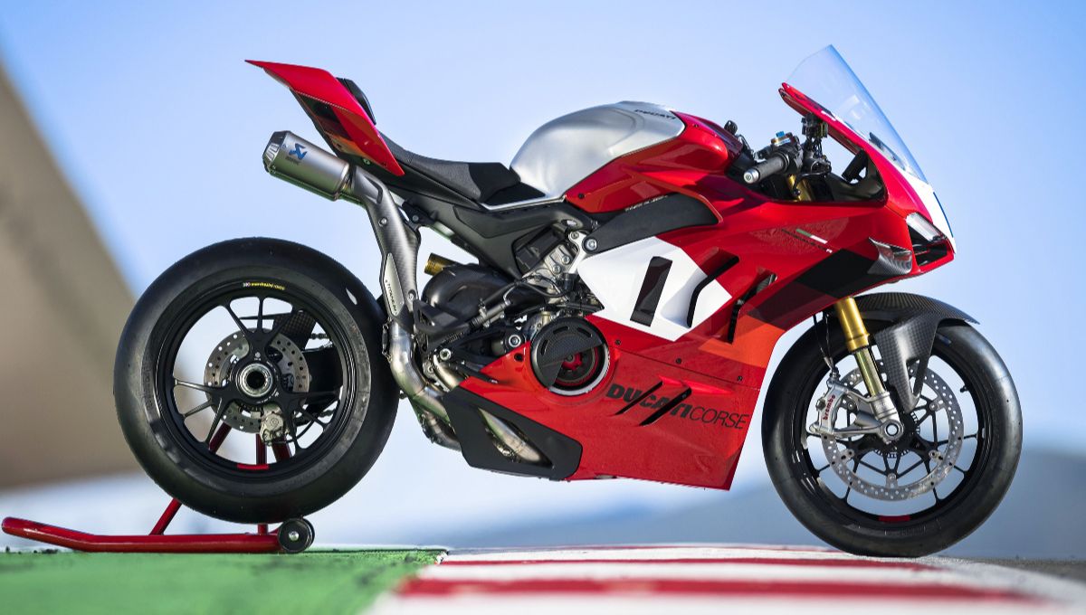 Ducati Panigale V4 R