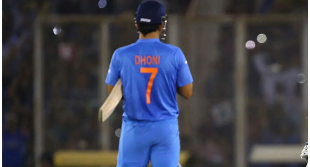 MS Dhoni Jersey Number Change