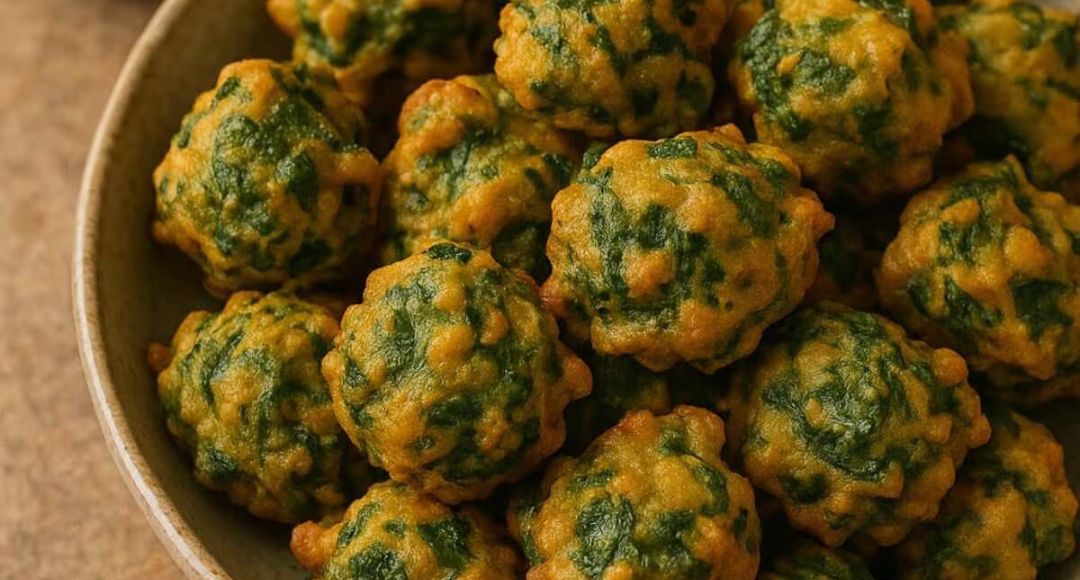 Palak Aloo Pakoda Recipe