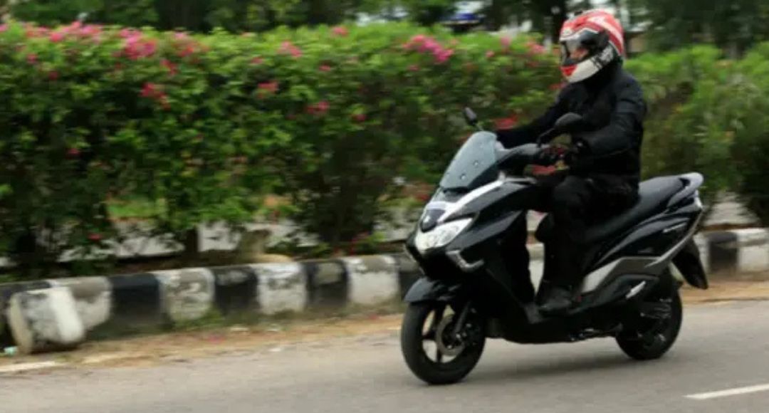 Suzuki Burgman Street