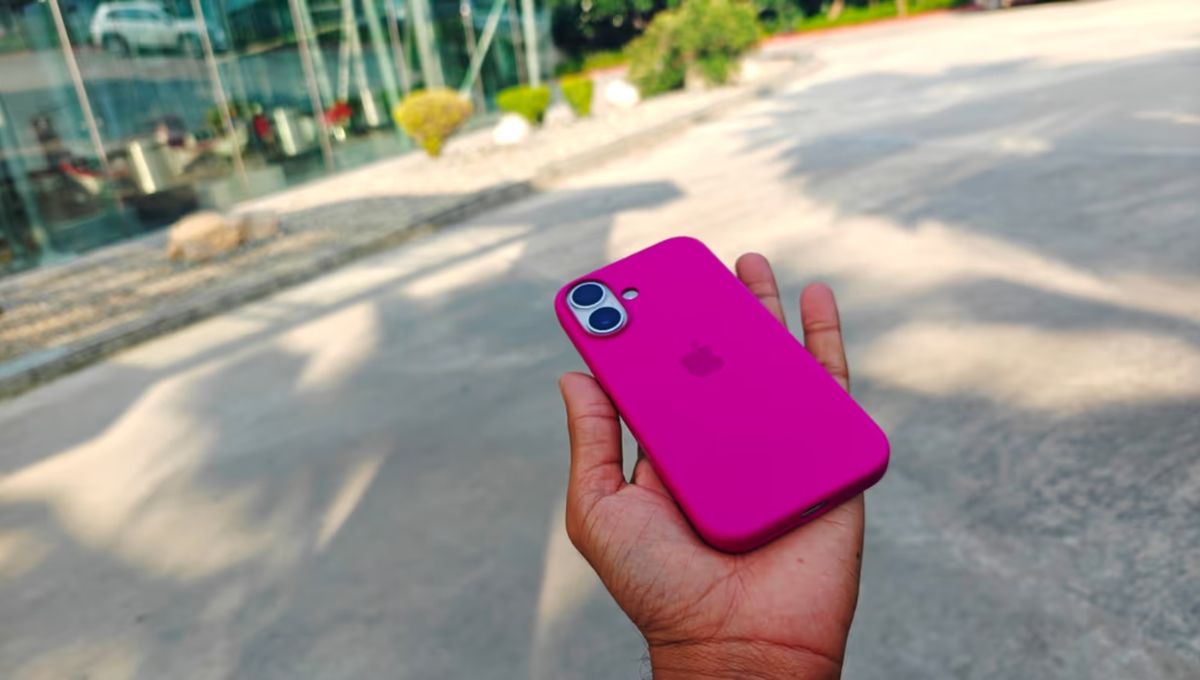 iPhone 16