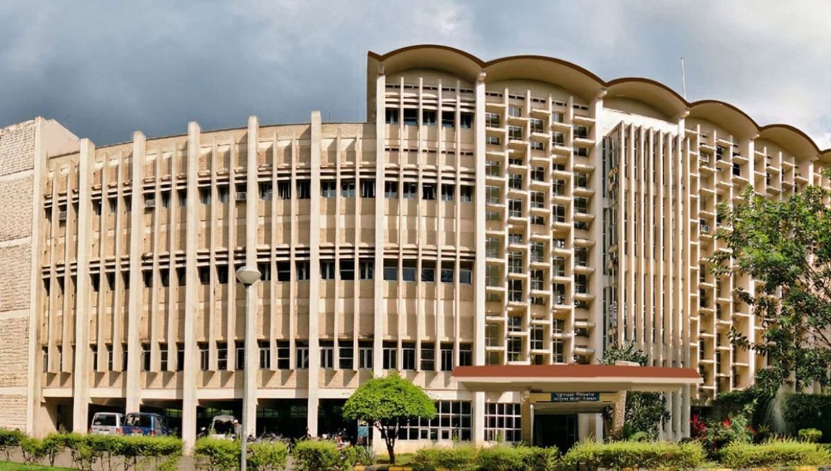 IIT Bombay Viral Student