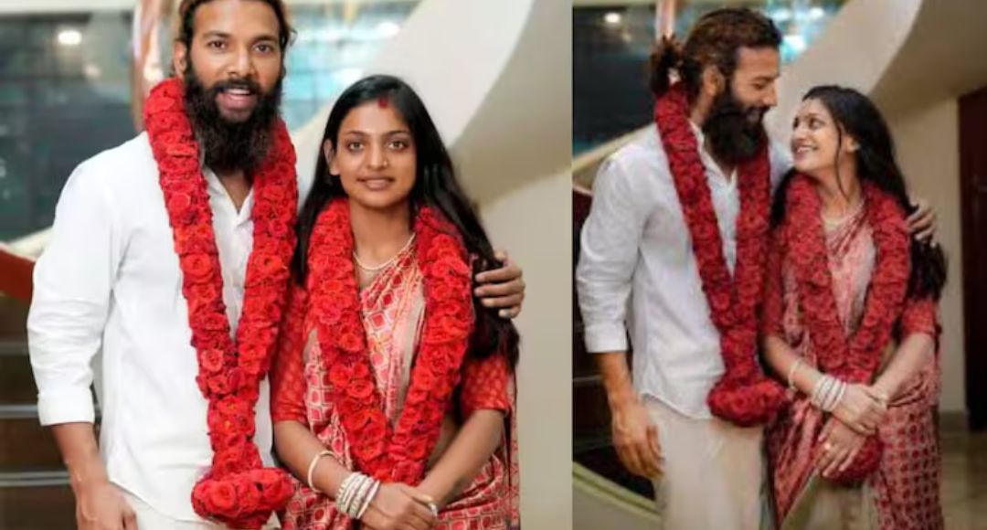 Monalisa Honeymoon Viral