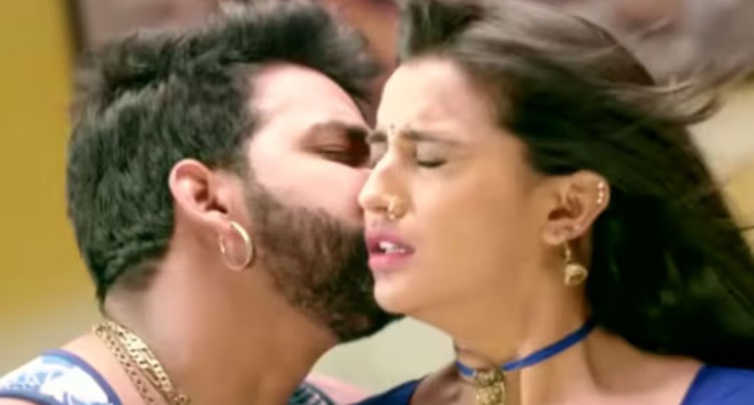 Tani Fere Di Balam Ji Karwatiya Song