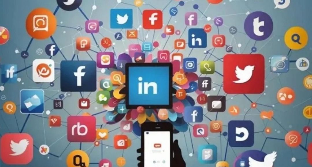 Starmer Social Media Warning