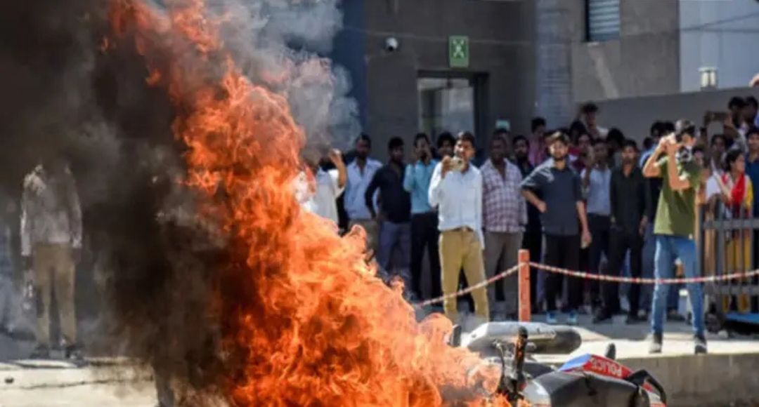 Workers Protest Reasons India
