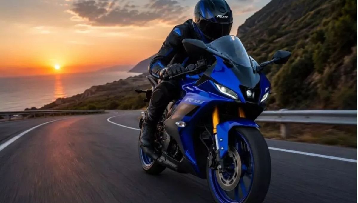 Yamaha R15 V4